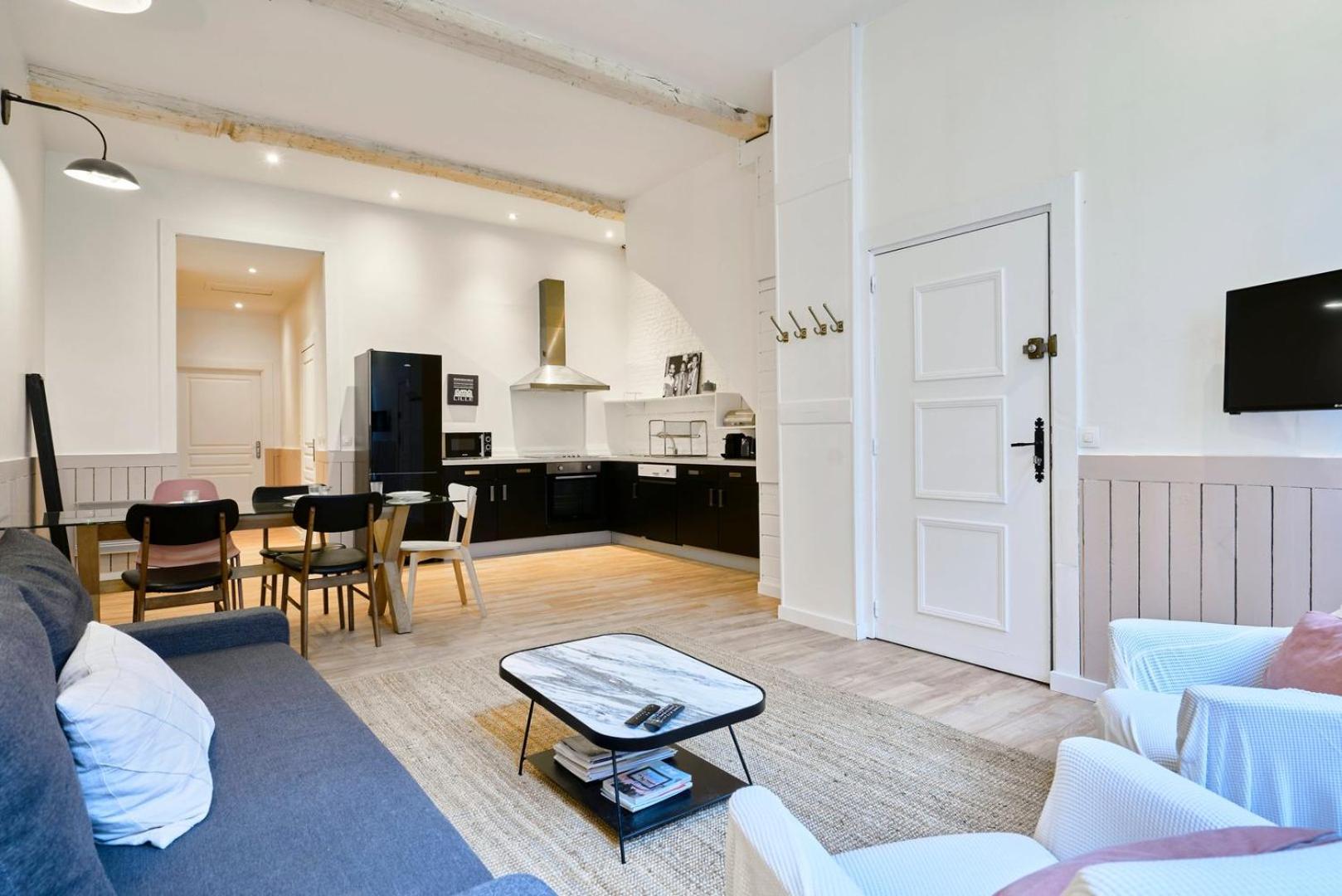 Old Lille: Charming Renovated Apartment Luaran gambar