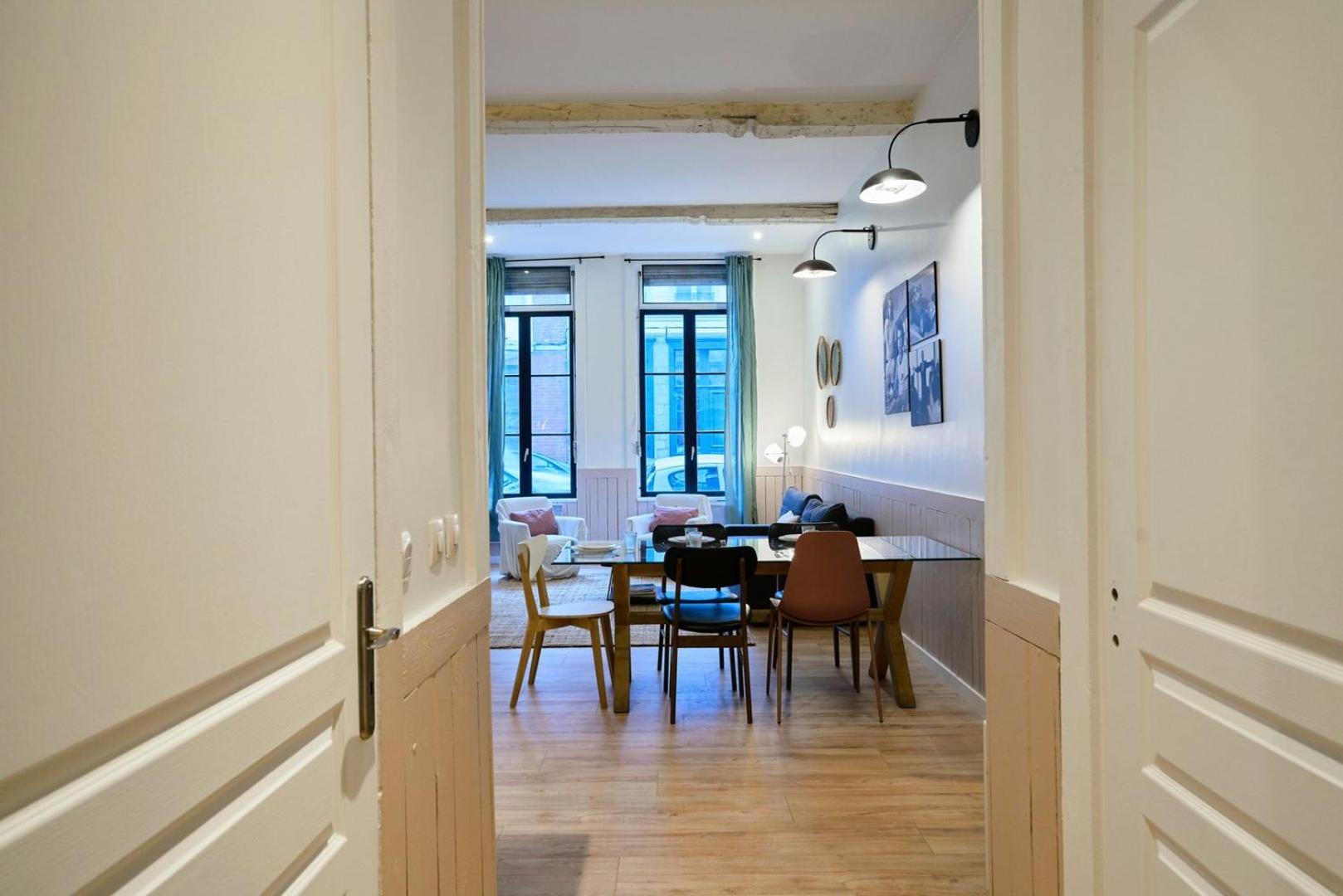 Old Lille: Charming Renovated Apartment Luaran gambar