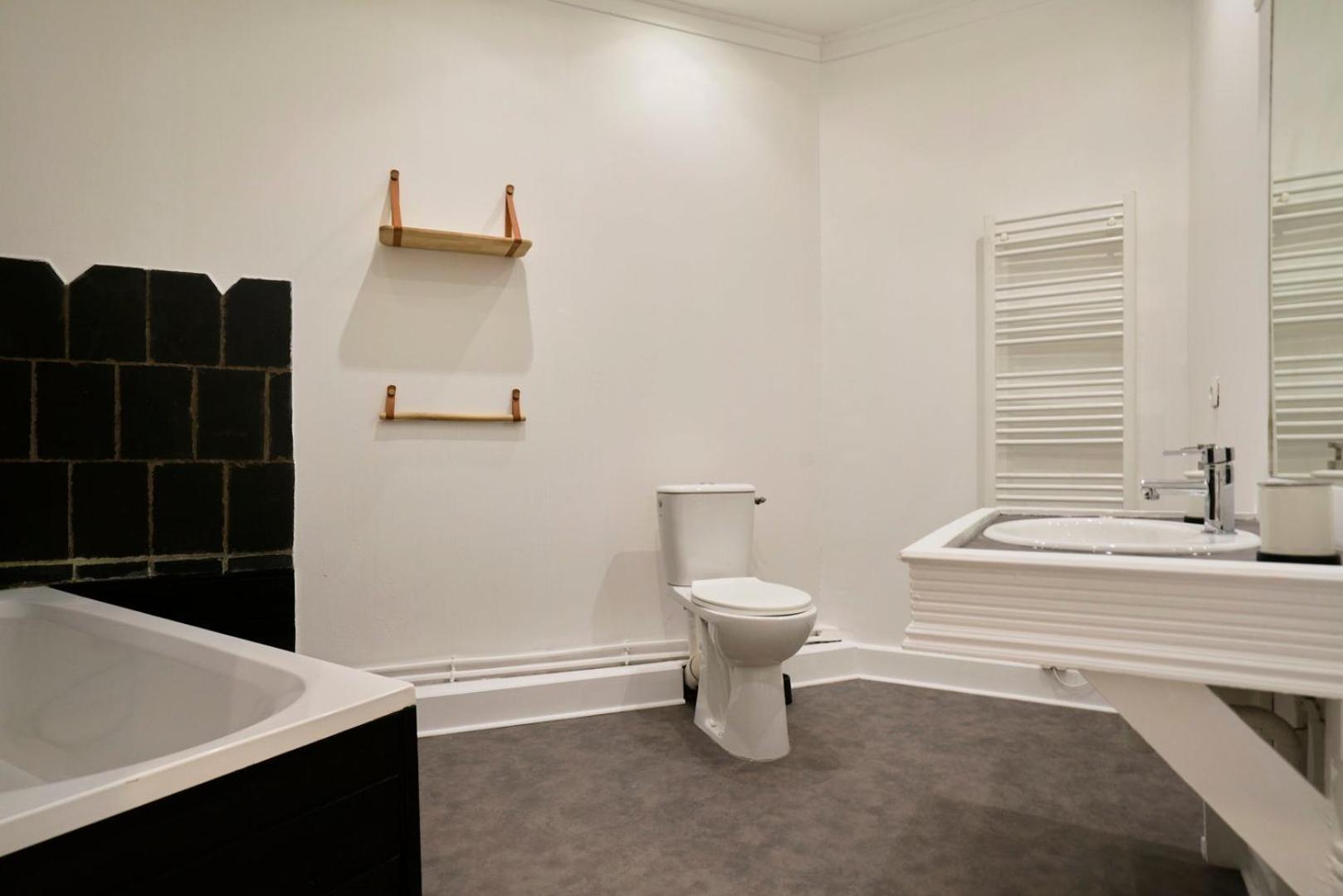 Old Lille: Charming Renovated Apartment Luaran gambar